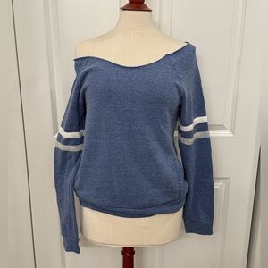 Alternative Earth Off-Shoulder sweatshirt